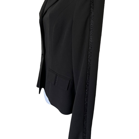 Vintage | San Louis Paris | Black Tuxedo-Style Blazer - Picture 5 of 7